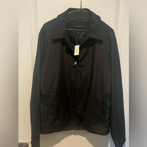 Banana Republic NWT Men’s Classic Windbreaker Jacket
Medium, Black